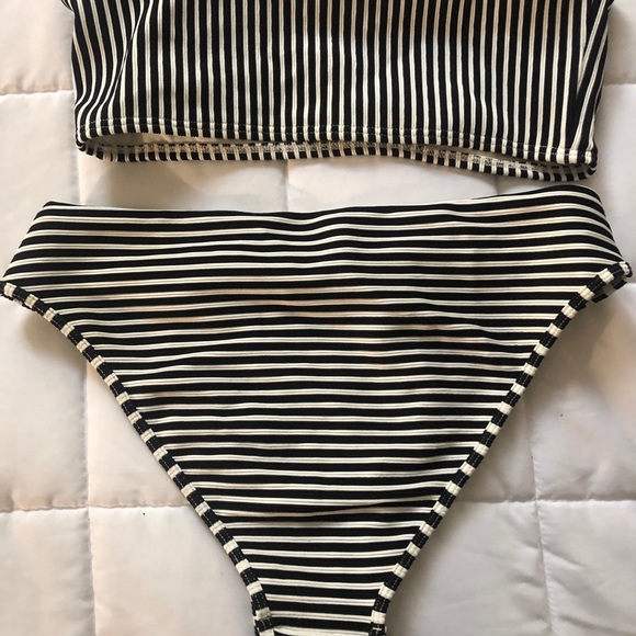 L space medium bikini BOTTOMS ONLY! - Picture 3 of 3